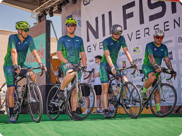 Kapcsolódás – Közösséget építünk